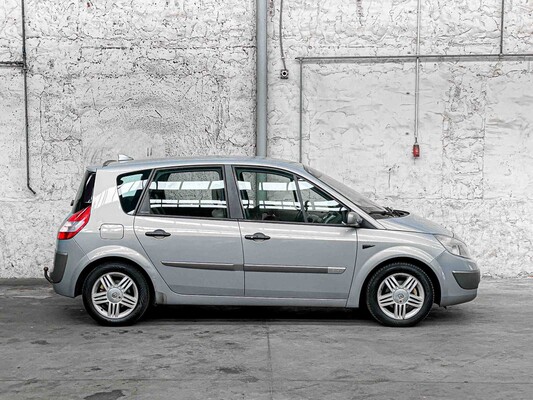 Renault Scénic 1.6-16V Priv.Luxe 113pk 2004, 97-NTG-1