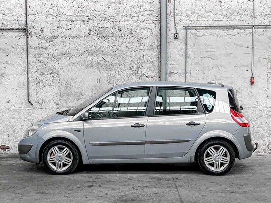 Renault Scénic 1.6-16V Priv.Luxe 113pk 2004, 97-NTG-1