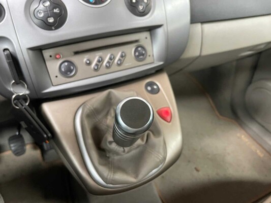 Renault Scénic 1.6-16V Priv.Luxe 113pk 2004, 97-NTG-1