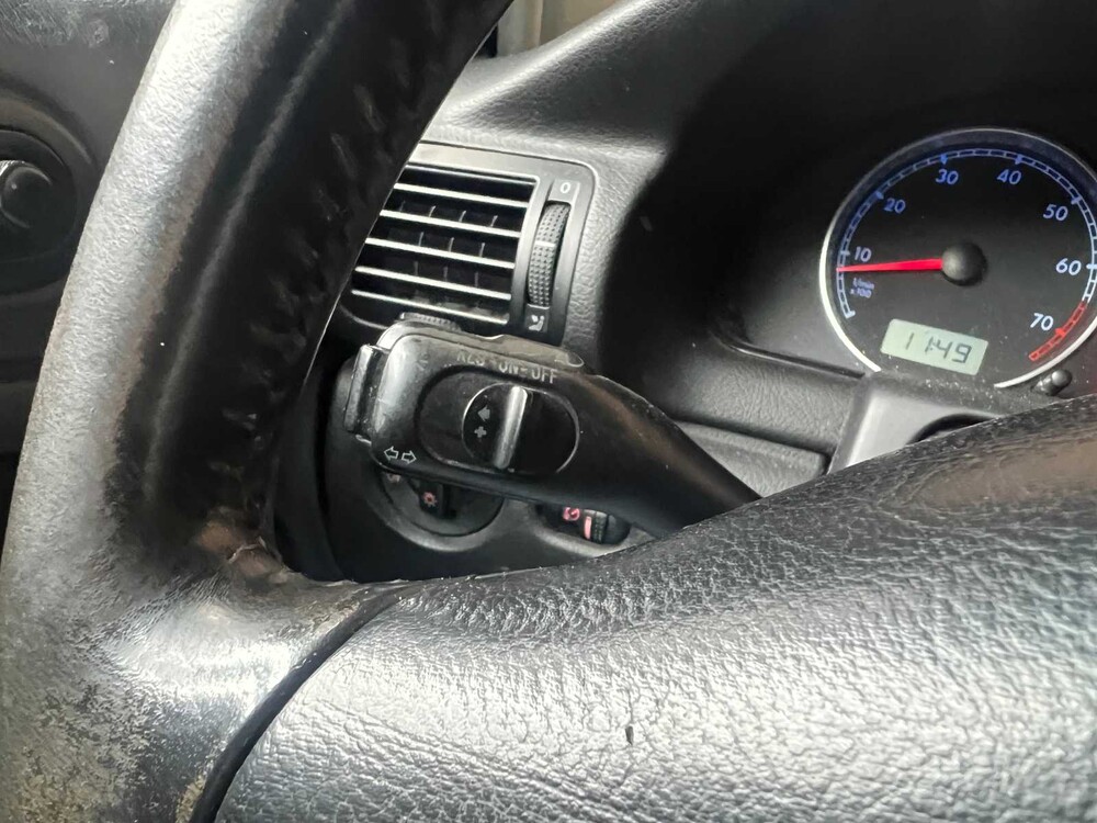 Volkswagen Passat Variant 2.3 V5 Trendline 170PS 2001, 89-GT-DH