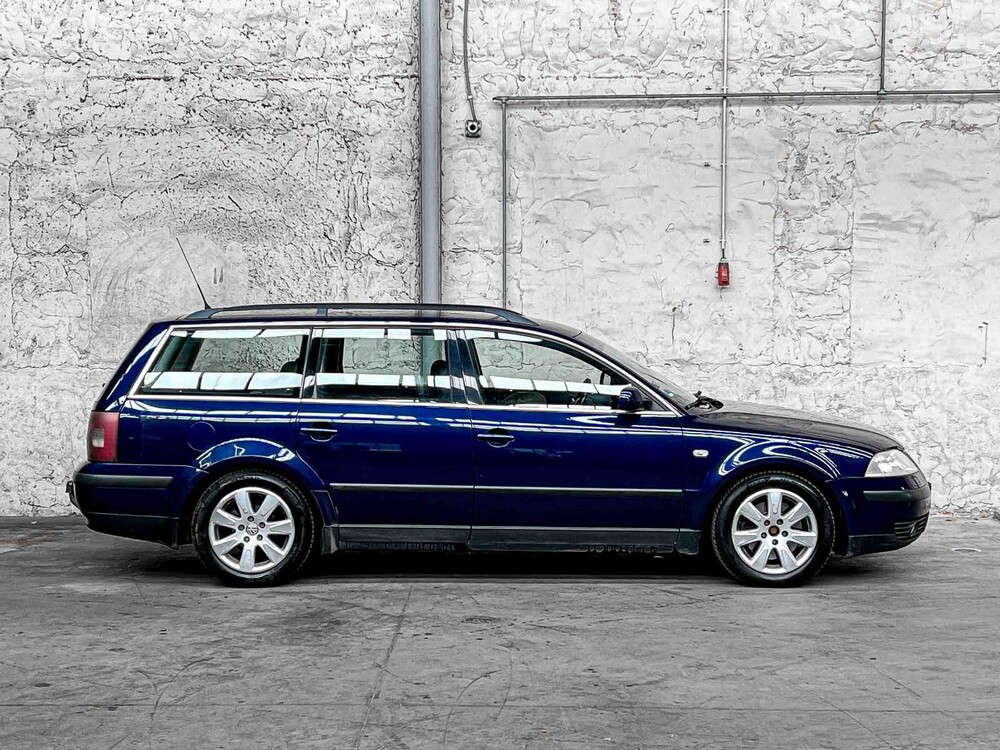 Volkswagen Passat Variant 2.3 V5 Trendline 170PS 2001, 89-GT-DH