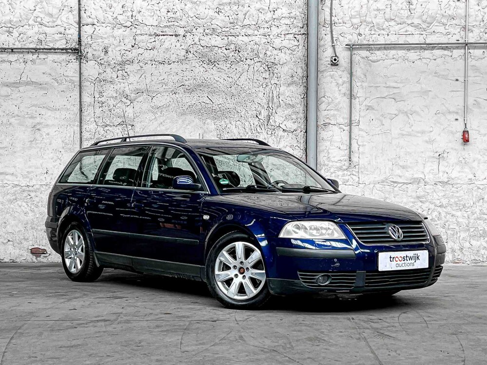 Volkswagen Passat Variant 2.3 V5 Trendline 170PS 2001, 89-GT-DH