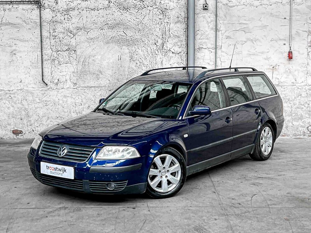 Volkswagen Passat Variant 2.3 V5 Trendline 170PS 2001, 89-GT-DH