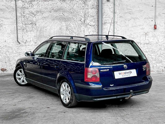 Volkswagen Passat Variant 2.3 V5 Trendline 170pk 2001, 89-GT-DH