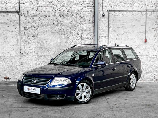 Volkswagen Passat Variant 2.3 V5 Trendline 170pk 2001, 89-GT-DH
