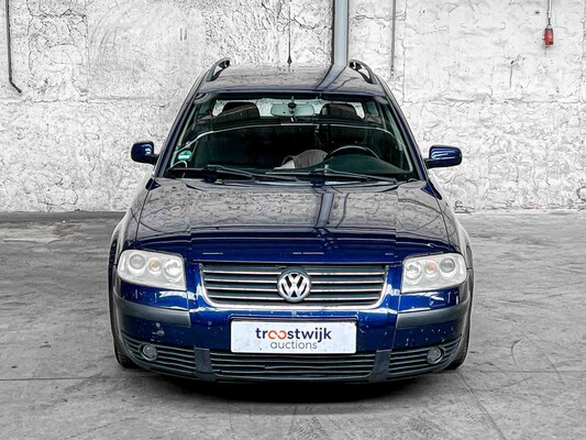 Volkswagen Passat Variant 2.3 V5 Trendline 170pk 2001, 89-GT-DH