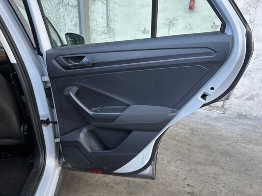 Volkswagen T-Roc 1.0 TSI Style Bns 116pk 2020, H-501-NF