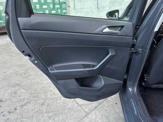 Volkswagen Polo 1.0 TSI Comf.l. Bus. 95pk 2021, K-179-VG