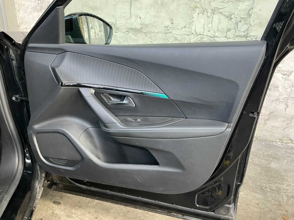 Peugeot 2008 1.2 PT B.L. Allure 131PS 2021, N-897-GX