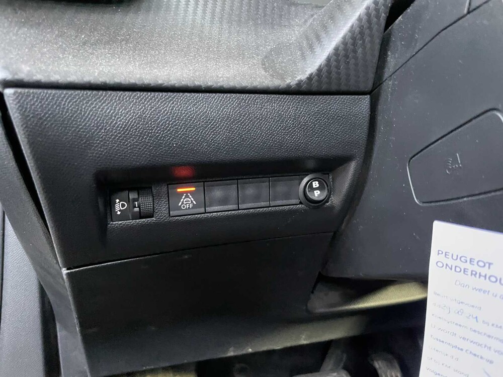 Peugeot 2008 1.2 PT B.L. Allure 131PS 2021, N-897-GX