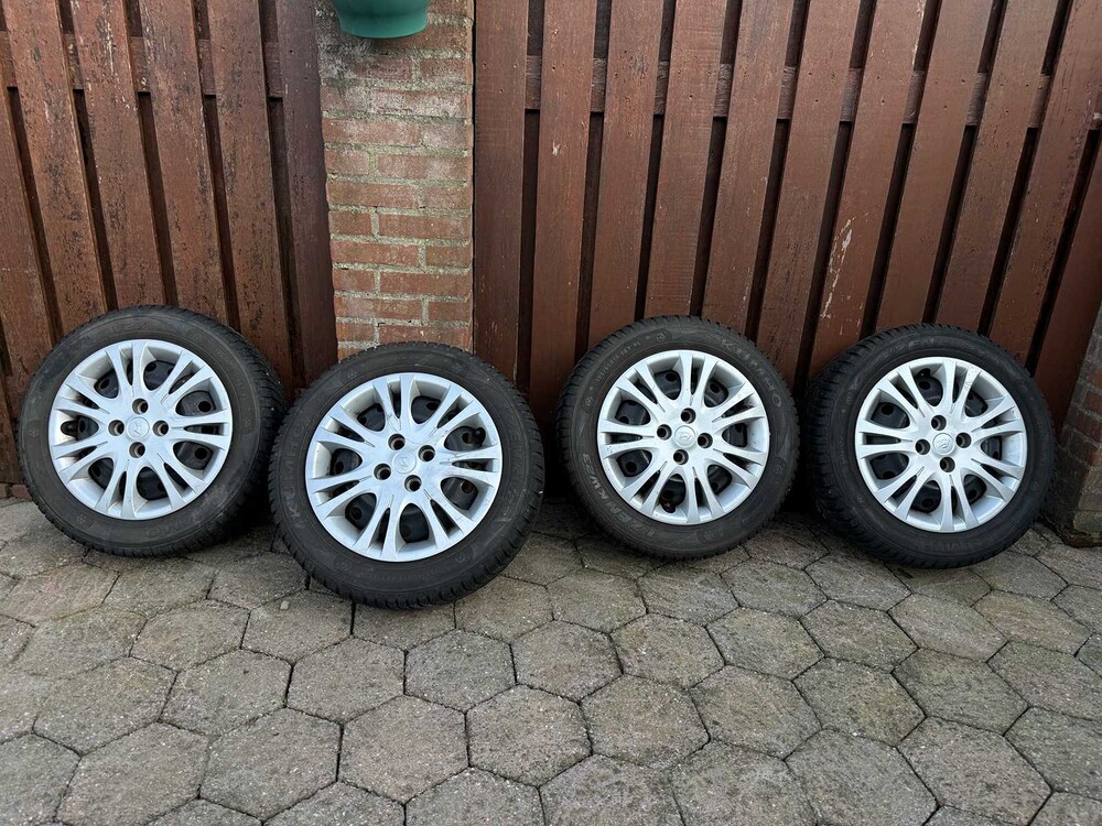 Hyundai i20 1.2 Blue Drive 86PS 2014, 6-XDH-88