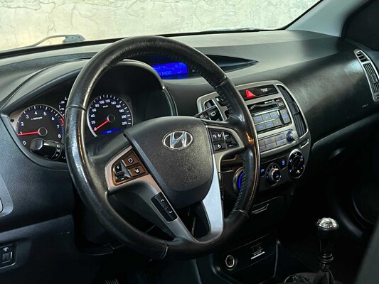 Hyundai i20 1.2 Blue Drive 86pk 2014, 6-XDH-88