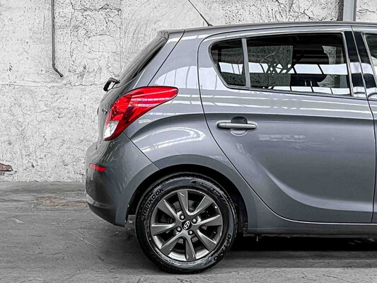 Hyundai i20 1.2 Blue Drive 86pk 2014, 6-XDH-88