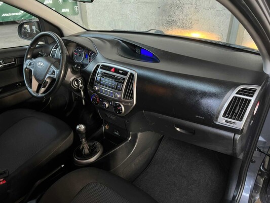 Hyundai i20 1.2 Blue Drive 86pk 2014, 6-XDH-88