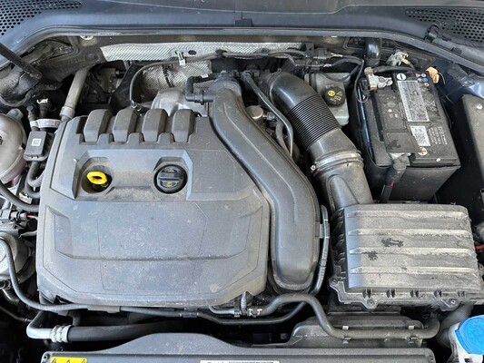 Volkswagen Golf Variant 1.5 TSI CL Bns 131pk 2019, G-820-LH