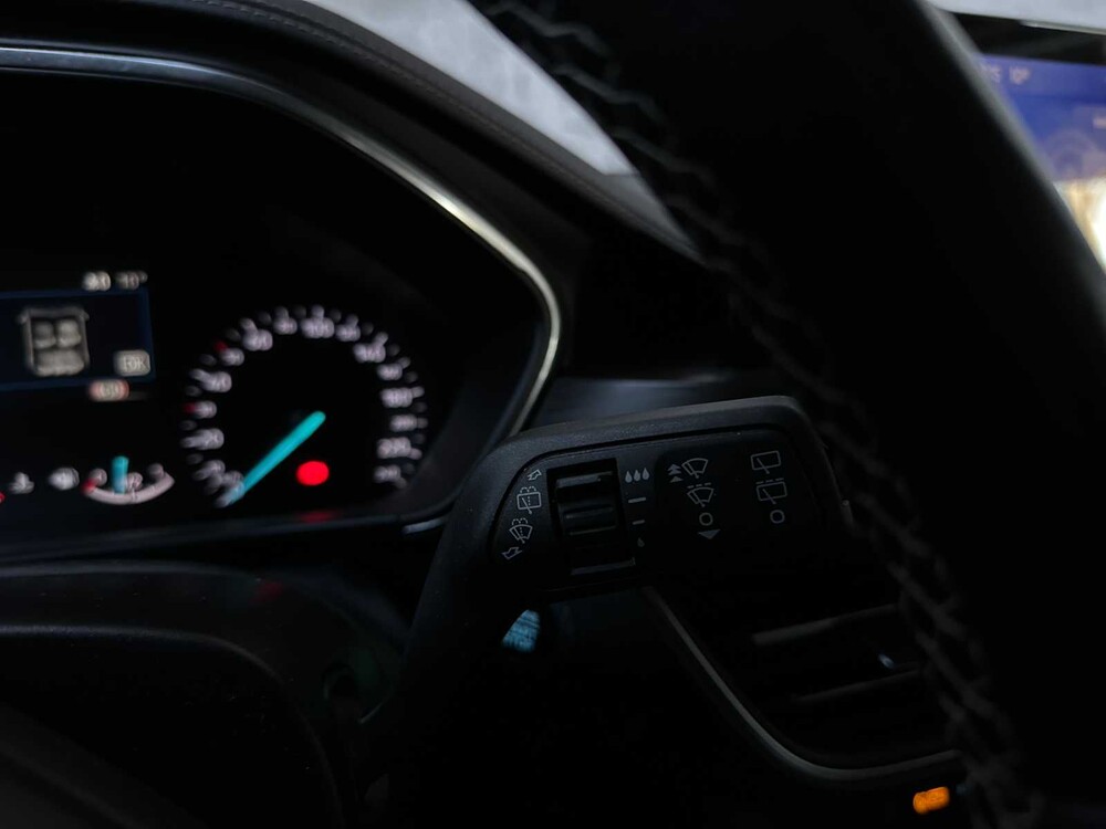 Ford Focus Kombi 1.0 EcoB. Vignale 125PS 2019, ZL-504-K