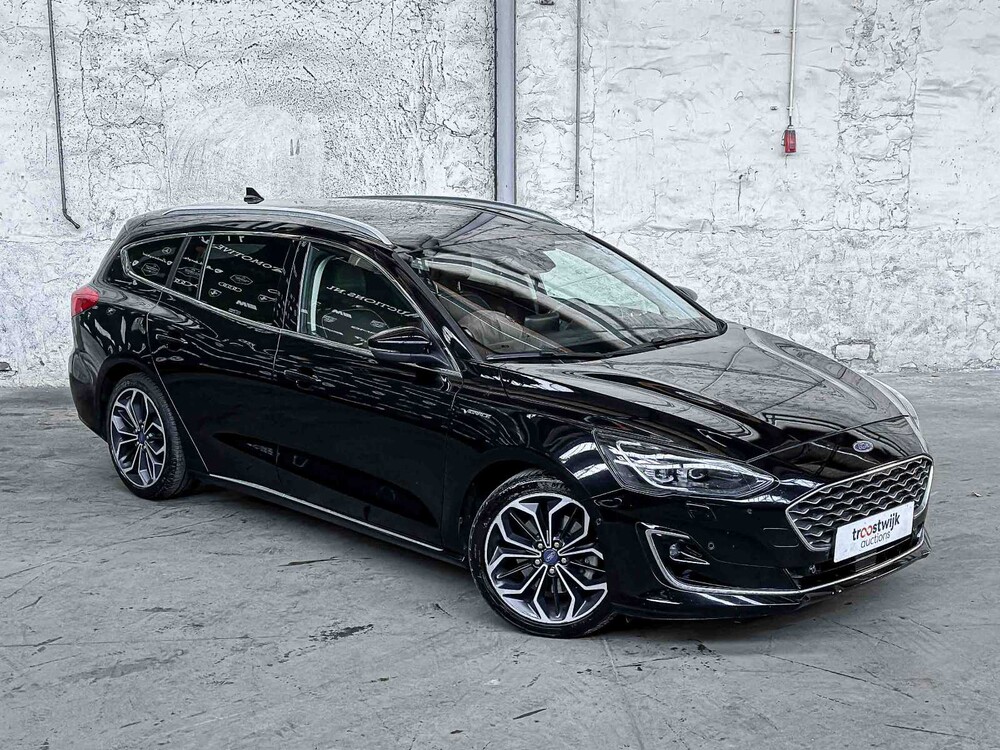 Ford Focus Kombi 1.0 EcoB. Vignale 125PS 2019, ZL-504-K