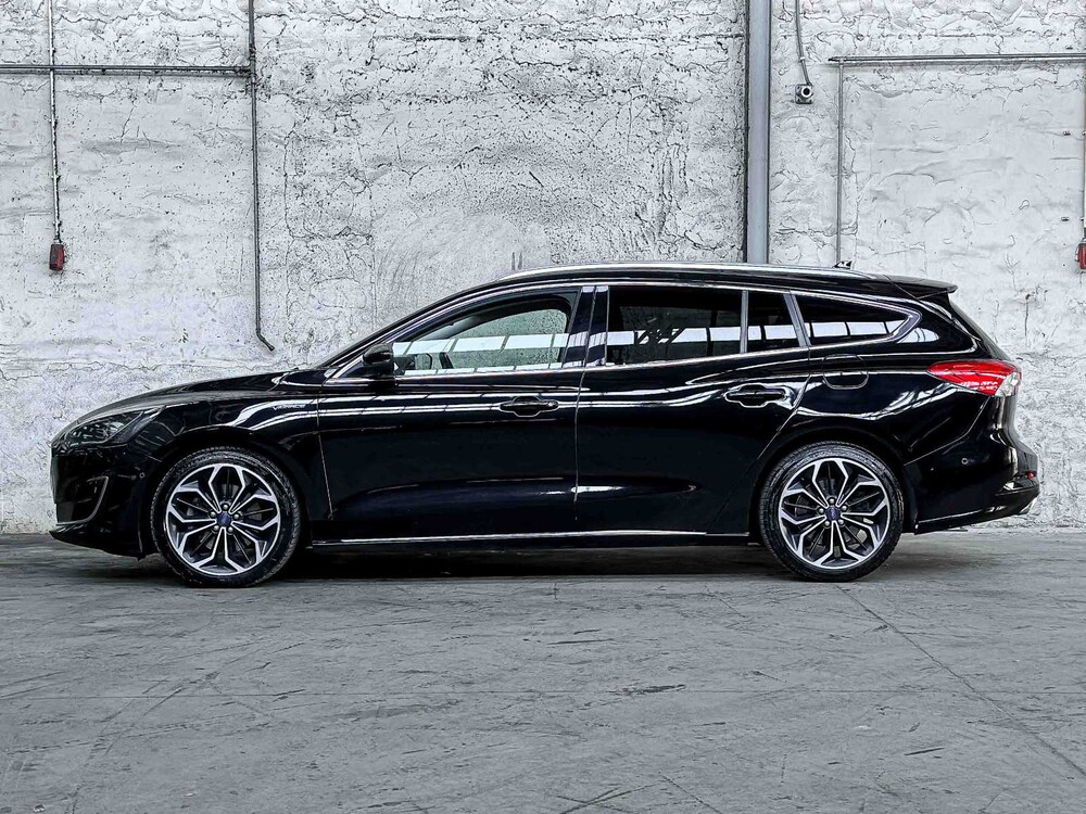 Ford Focus Kombi 1.0 EcoB. Vignale 125PS 2019, ZL-504-K