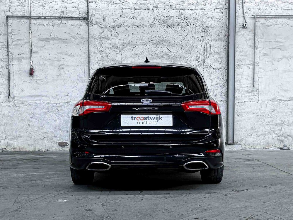 Ford Focus Kombi 1.0 EcoB. Vignale 125PS 2019, ZL-504-K