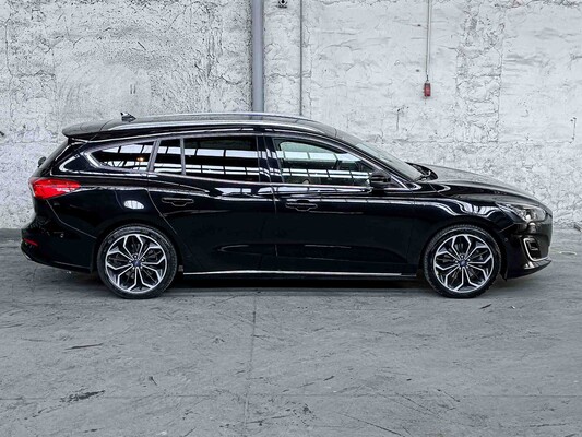 Ford Focus Wagon 1.0 EcoB. Vignale 125pk 2019, ZL-504-K