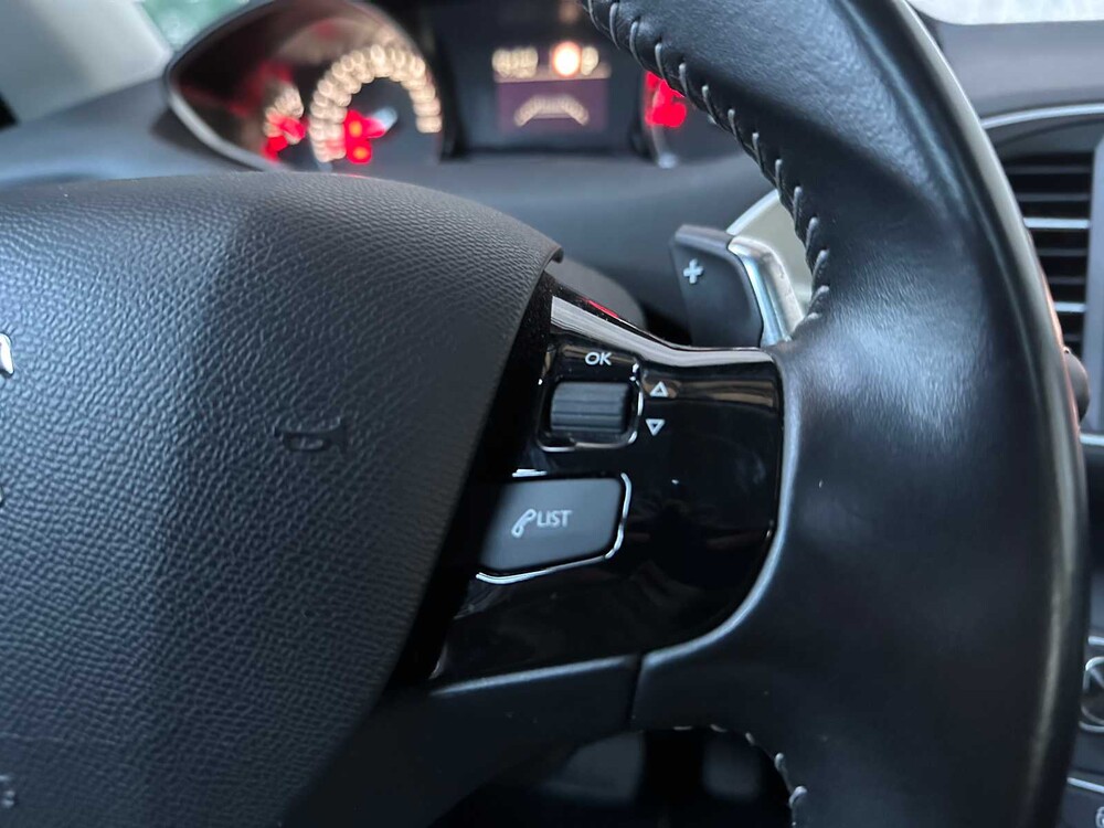 Peugeot 308 1.5 BlueHDi BL. Prä. 131PS 2019, XR-337-V