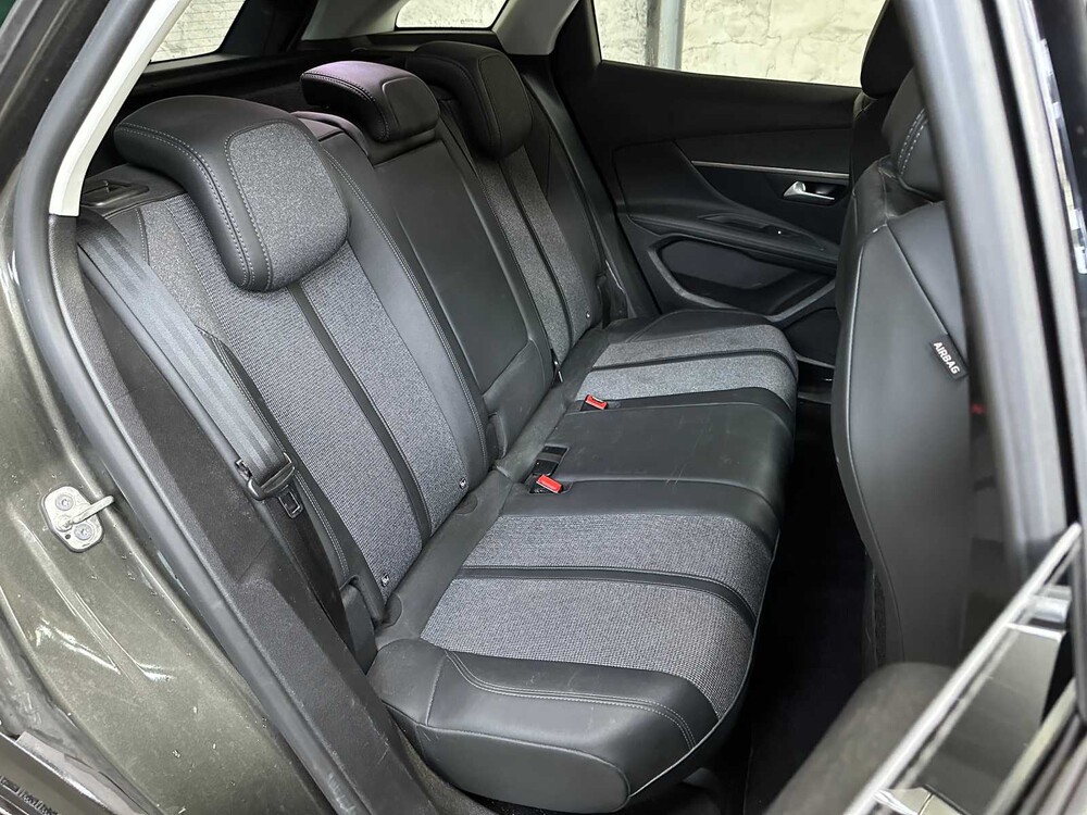 Peugeot 3008 1.2 PureT. BL Prem 131PS 2020, H-391-JS