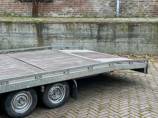 Autoambulance auto Trailer hapert B2700, WX-46-XJ