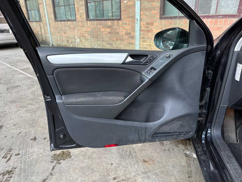 Volkswagen Golf 1.4 TSI Highline 160PS 2010, 68-LFP-8