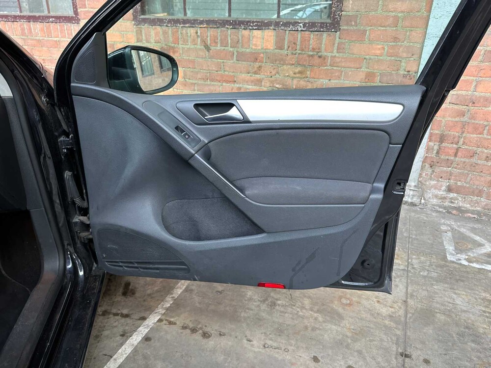 Volkswagen Golf 1.4 TSI Highline 160PS 2010, 68-LFP-8