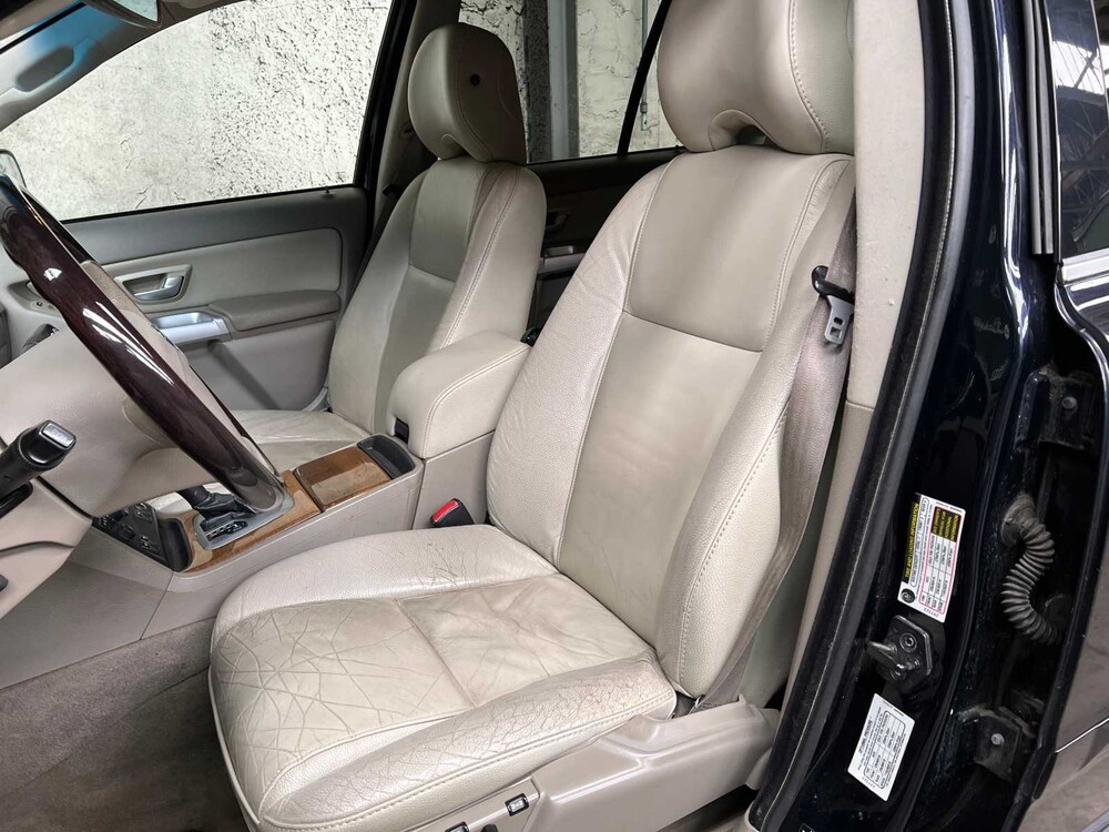 Volvo XC90 4.4 V8 Executive 315PS 2006, 57-JTH-5