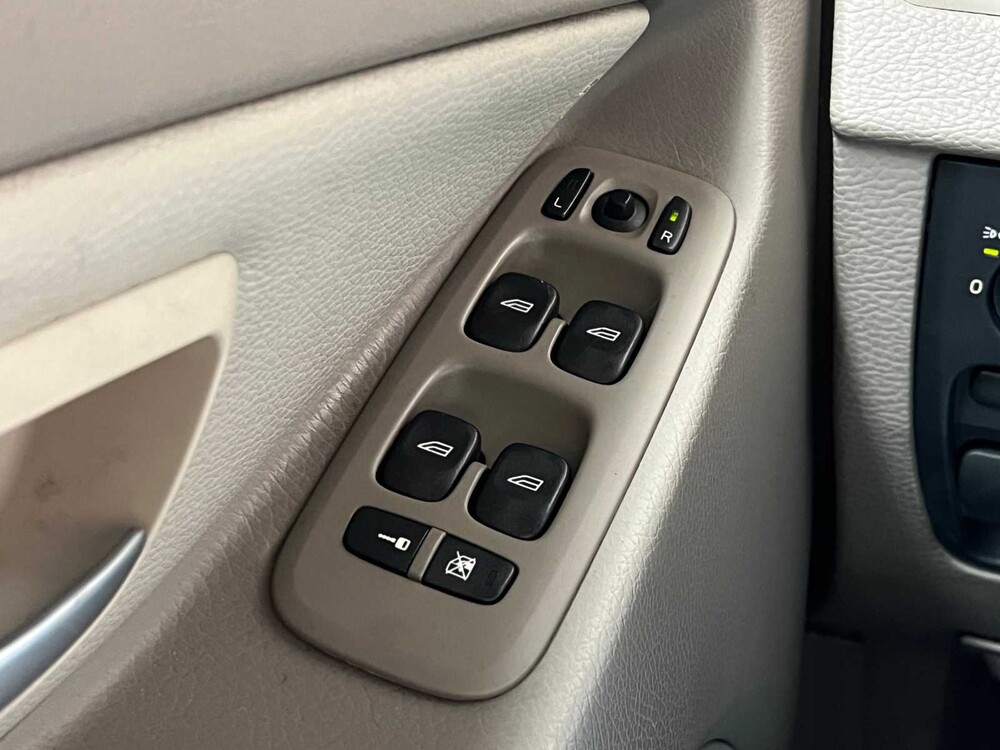 Volvo XC90 4.4 V8 Executive 315PS 2006, 57-JTH-5