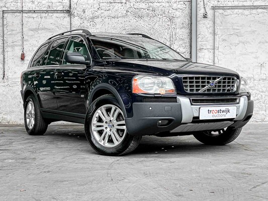 Volvo XC90 4.4 V8 Executive 315pk 2006, 57-JTH-5