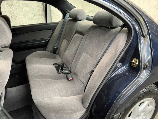 Nissan Maxima QX 2.0 V6 SE 140pk 1996, NL-ZN-98