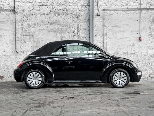 Volkswagen New Beetle Cabriolet 1.6 102pk 2003, 75-GNV-4