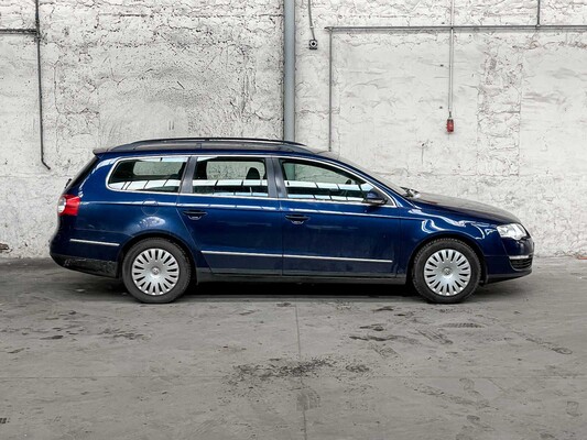 Volkswagen Passat Variant 2.0 TDI Highline 140pk 2008, 29-ZKV-8