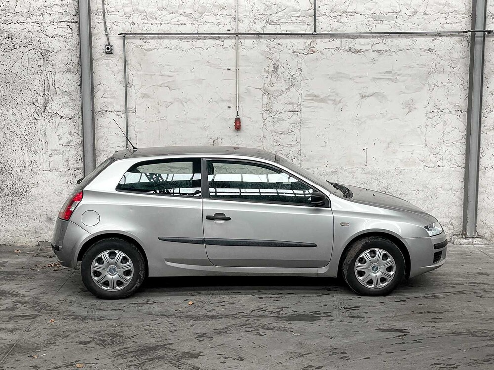 Fiat Stilo 1.2-16V Active 80PS 2003, 76-NK-LB
