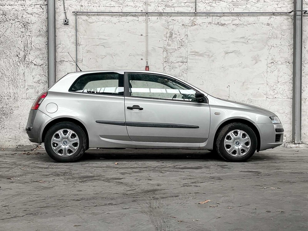 Fiat Stilo 1.2-16V Active 80PS 2003, 76-NK-LB