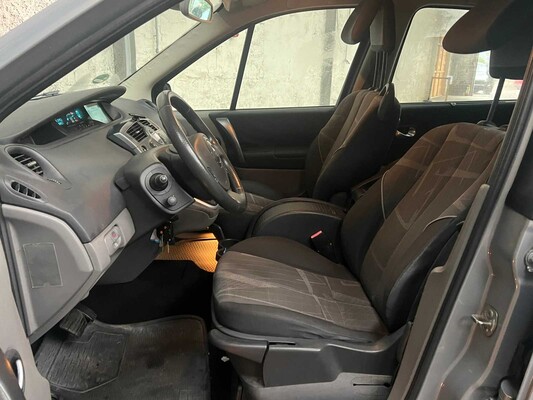 Renault Scénic 2.0-16V Tech Line 135pk 2005 (Origineel-NL), 06-RZ-VR