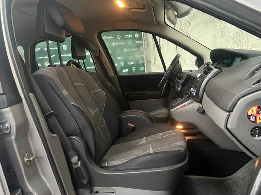 Renault Scénic 2.0-16V Tech Line 135pk 2005 (Origineel-NL), 06-RZ-VR