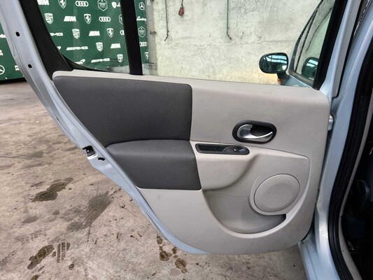 Renault Modus 1.4-16V 98pk 2005, 51-RB-DV