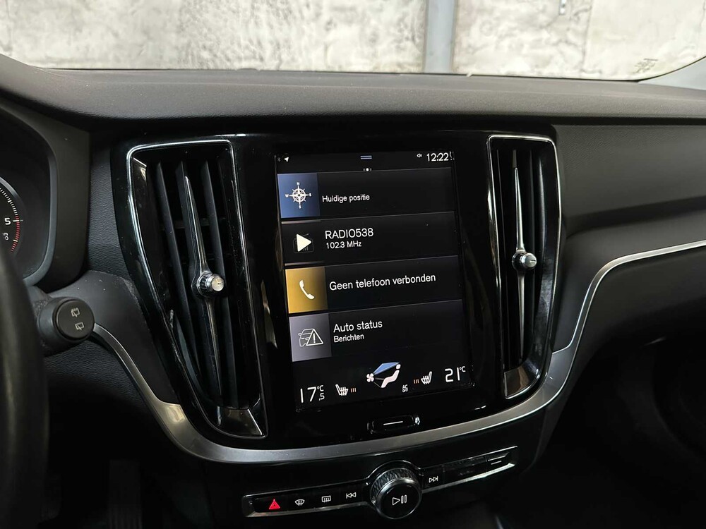 Volvo V60 2.0 D3 Momentum 150PS 2019, G-381-LP