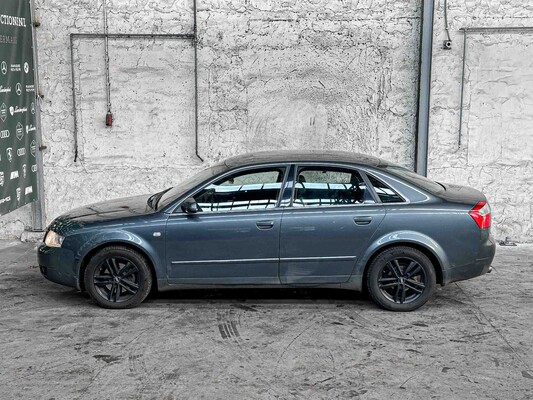 Audi A4 Limousine 2.0 FSI 150pk 2002 75-JZ-RP