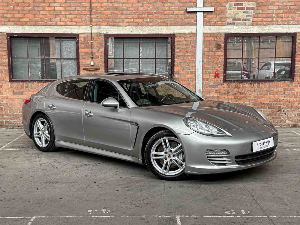 Porsche Panamera 4S 4.8 V8 400PS 2012