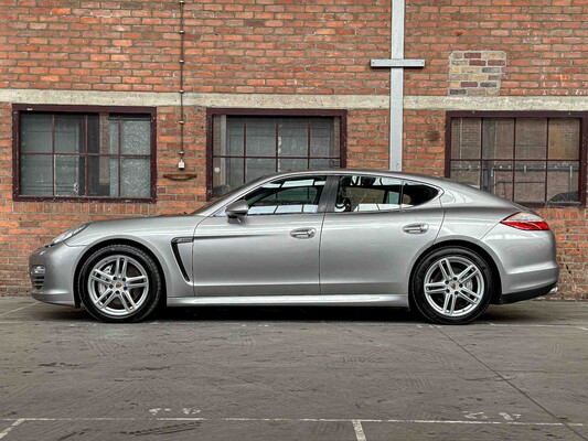 Porsche Panamera 4S 4.8 V8 400hp 2012
