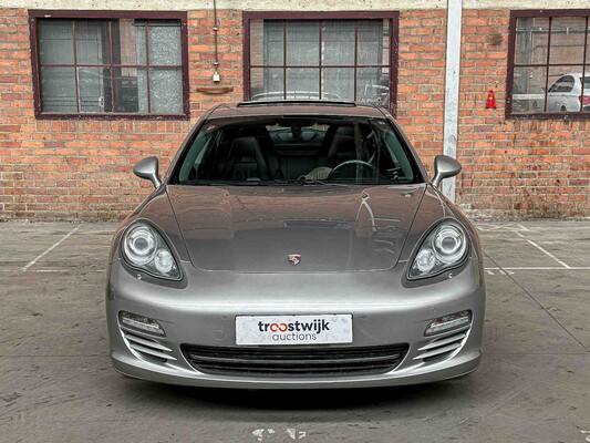 Porsche Panamera 4S 4.8 V8 400hp 2012