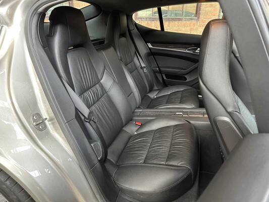 Porsche Panamera 4S 4.8 V8 400hp 2012