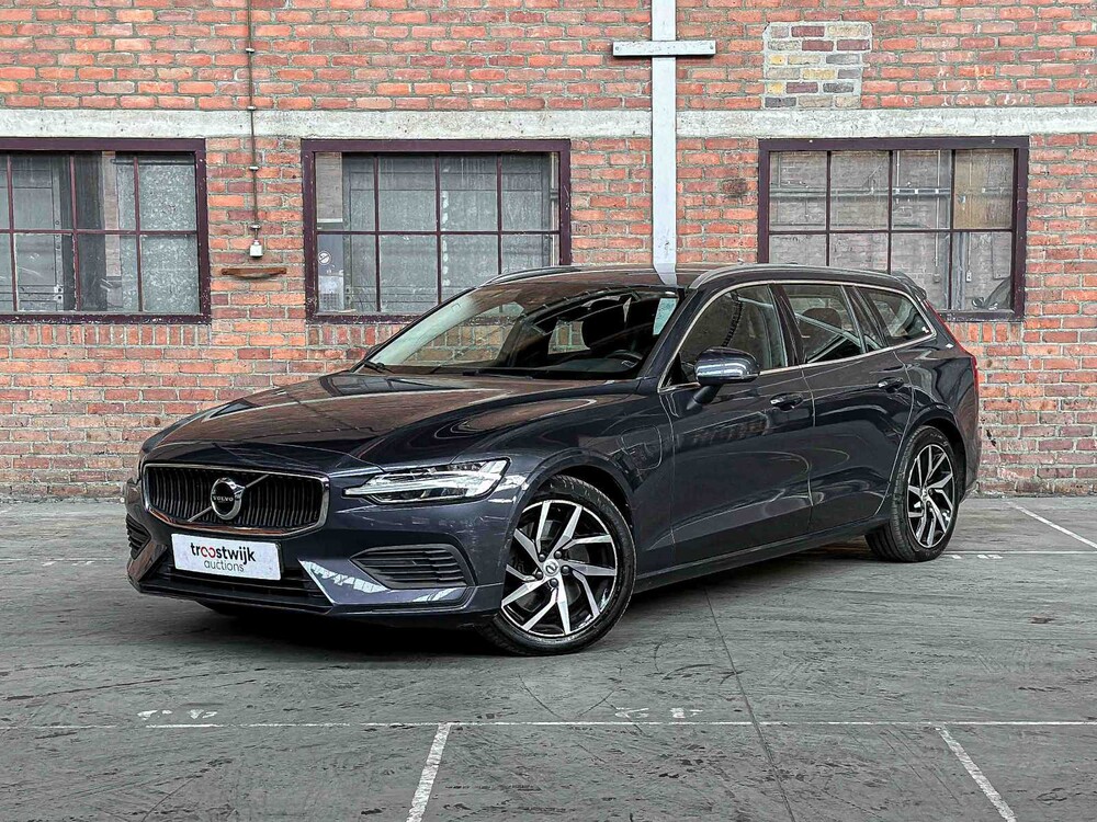 Volvo V60 2.0 T6 Twin Engine AWD Momentum Pro 253PS 2020, H-754-FN