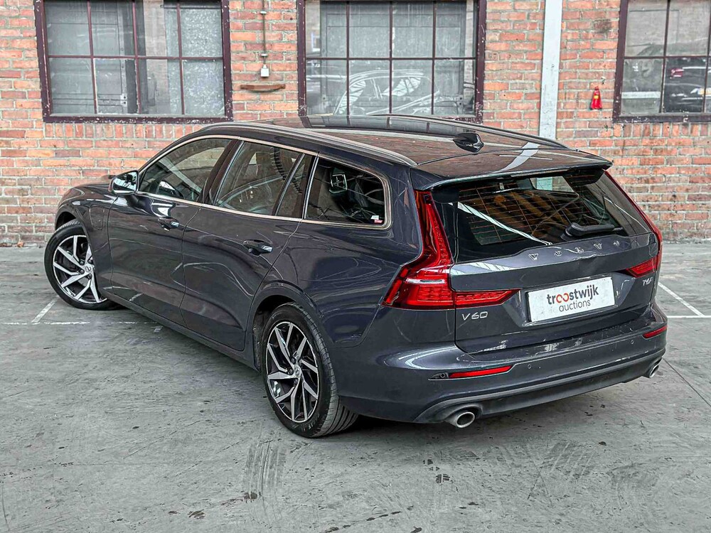 Volvo V60 2.0 T6 Twin Engine AWD Momentum Pro 253PS 2020, H-754-FN