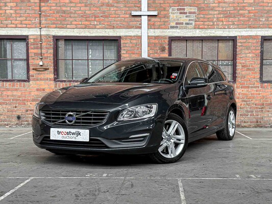Luxury & sports cars in Boxmeer