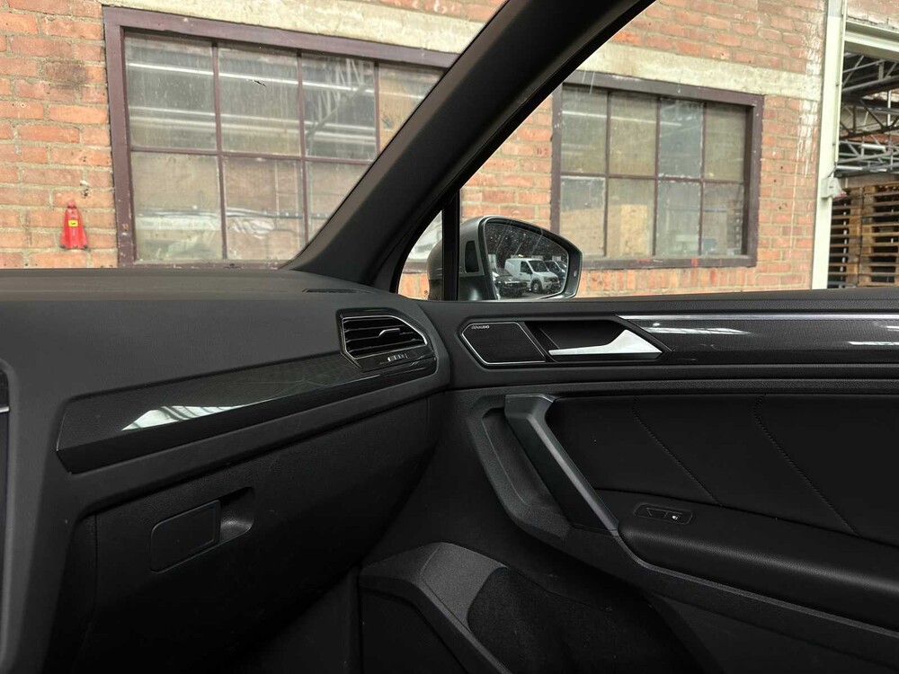 Volkswagen Tiguan R-Line 1.5 TSI ACT Highline Business 150PS 2020, H-128-NT